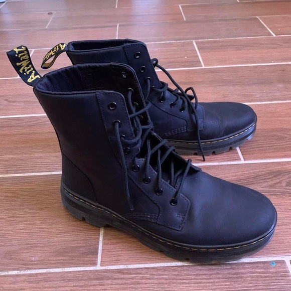 Black leather Dr. Martens boots - Picture 3 of 4